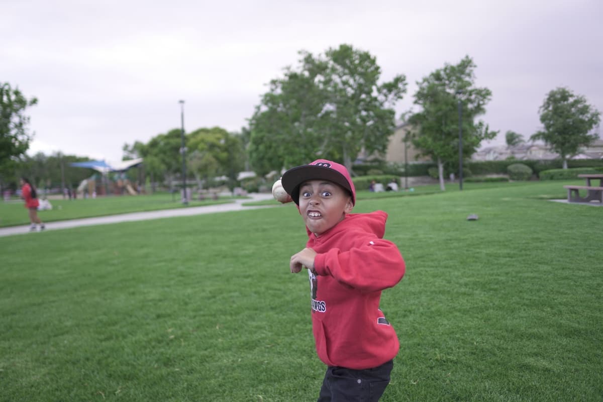 MAD Dawgs player throwing with energy
